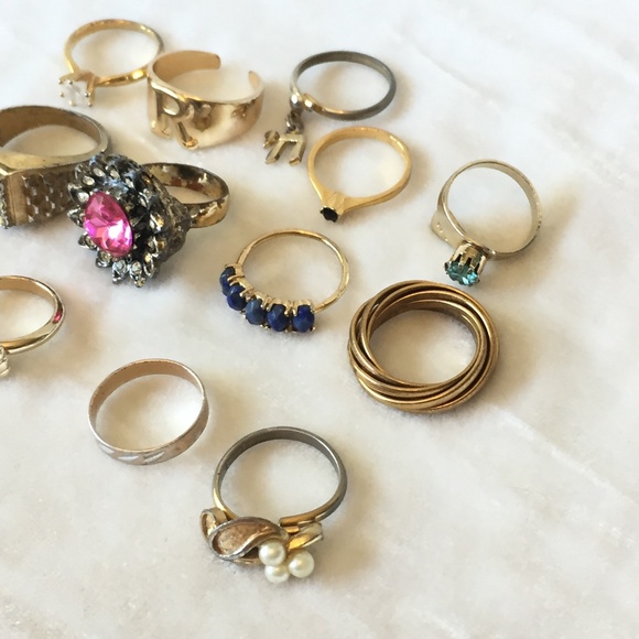 Lot Rings - Picture 2 of 7